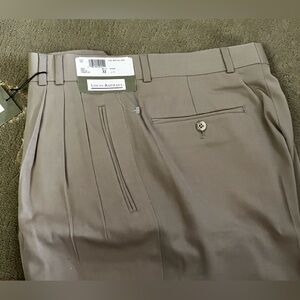 Louis Raphael Men's Tan Pants, 32 W x 30 L, 100% worsted wool, Brand New